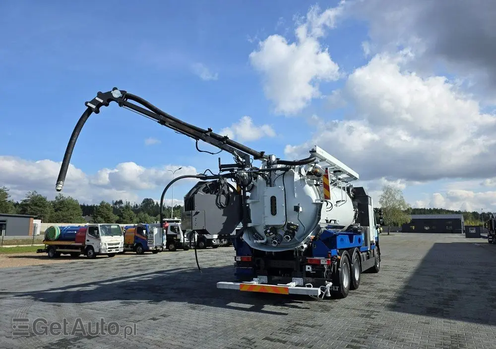 RENAULT WUKO RIVARD  RECYTLING do zbierania odpadów płynnych 