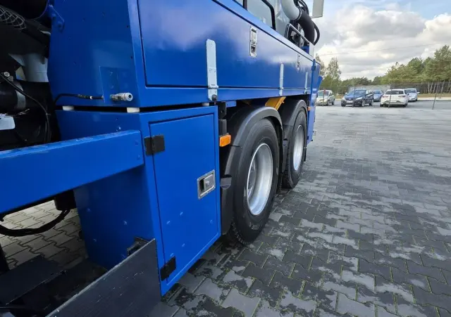 RENAULT WUKO RIVARD  RECYTLING do zbierania odpadów płynnych 