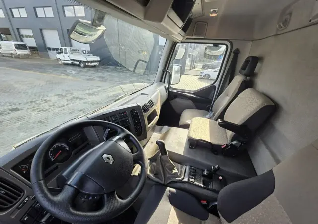 RENAULT WUKO RIVARD  RECYTLING do zbierania odpadów płynnych 