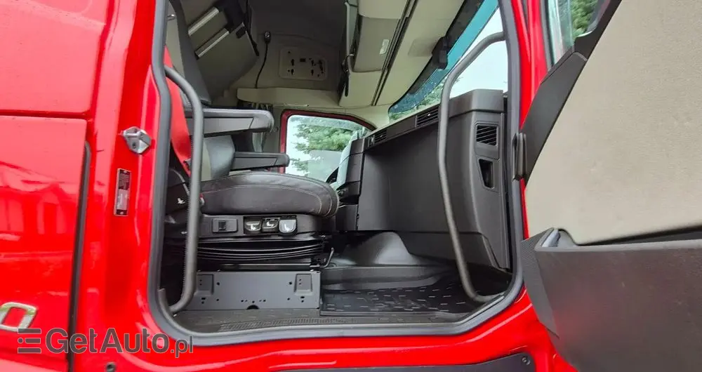 VOLVO VOLVO///FH500///2020///ADR/// GLOBETROTTER///XXL///44000KG/// SKÓRY///XENON///KLIMATYZACJA POSTOJOWA///ZABUDOWY/// MIĘDZYOSIOWE///ALUFELGI/// PERFEKCYJNY STAN 