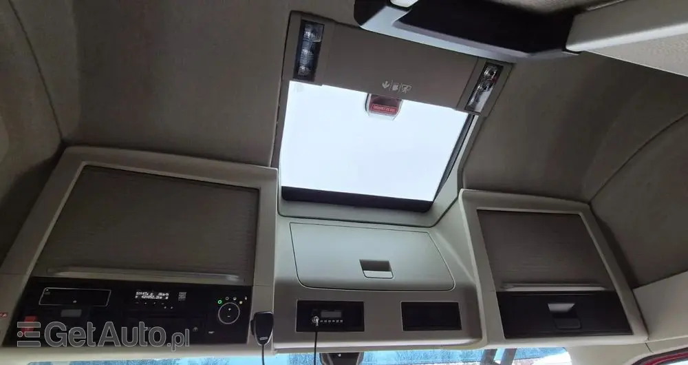 VOLVO VOLVO///FH500///2020///ADR/// GLOBETROTTER///XXL///44000KG/// SKÓRY///XENON///KLIMATYZACJA POSTOJOWA///ZABUDOWY/// MIĘDZYOSIOWE///ALUFELGI/// PERFEKCYJNY STAN 