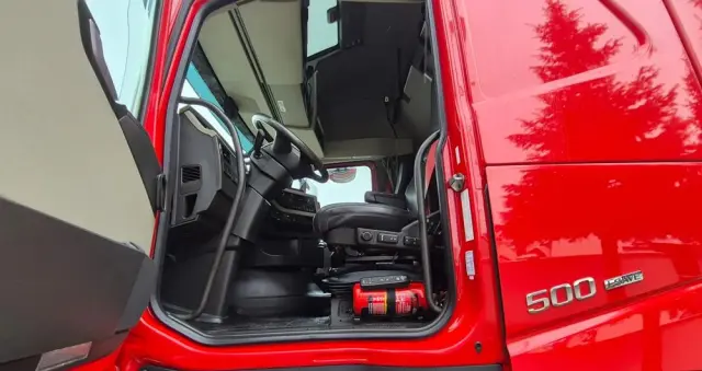 VOLVO VOLVO///FH500///2020///ADR/// GLOBETROTTER///XXL///44000KG/// SKÓRY///XENON///KLIMATYZACJA POSTOJOWA///ZABUDOWY/// MIĘDZYOSIOWE///ALUFELGI/// PERFEKCYJNY STAN 