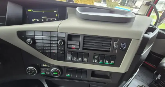 VOLVO VOLVO///FH500///2020///ADR/// GLOBETROTTER///XXL///44000KG/// SKÓRY///XENON///KLIMATYZACJA POSTOJOWA///ZABUDOWY/// MIĘDZYOSIOWE///ALUFELGI/// PERFEKCYJNY STAN 