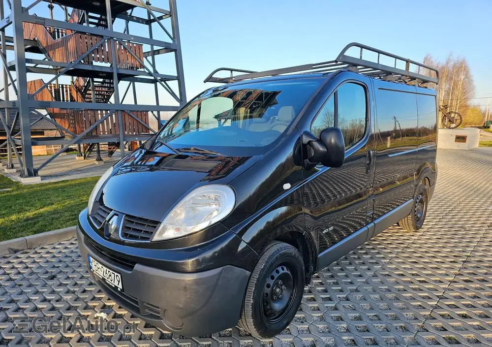 RENAULT Trafic 