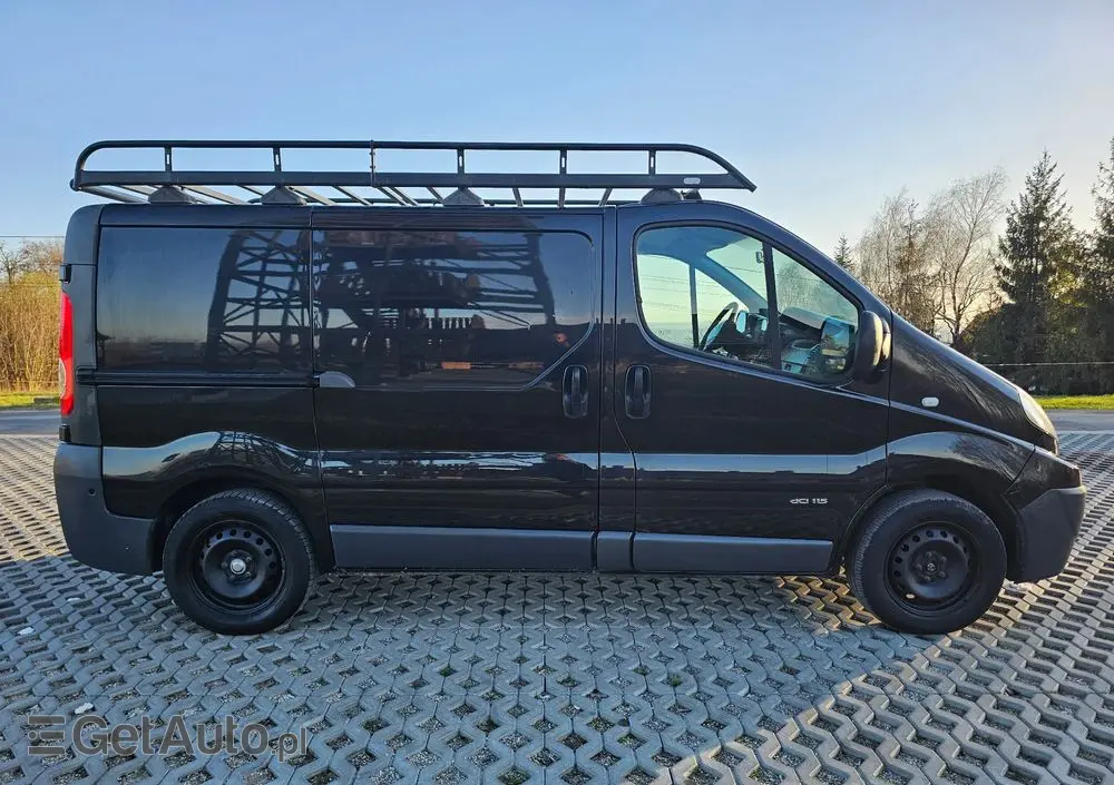 RENAULT Trafic 