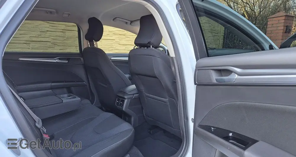 FORD Mondeo 2.0 TDCi Titanium PowerShift