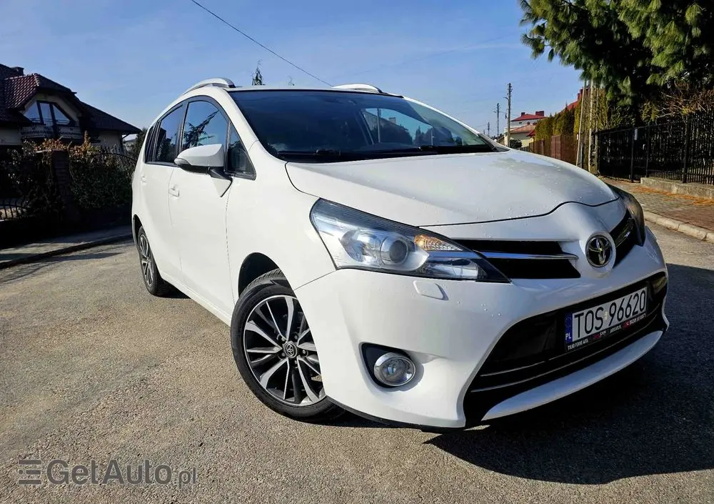 TOYOTA Verso 1.8 7-Sitzer Life