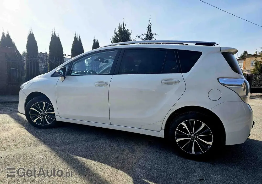 TOYOTA Verso 1.8 7-Sitzer Life