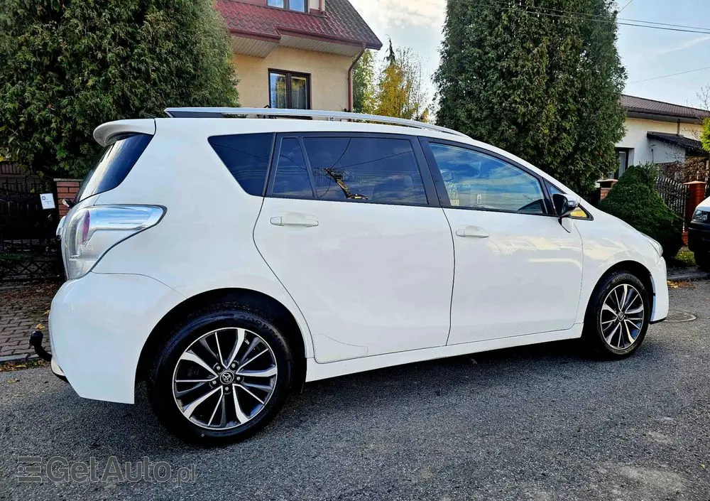 TOYOTA Verso 1.8 7-Sitzer Life
