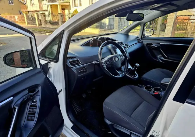 TOYOTA Verso 1.8 7-Sitzer Life