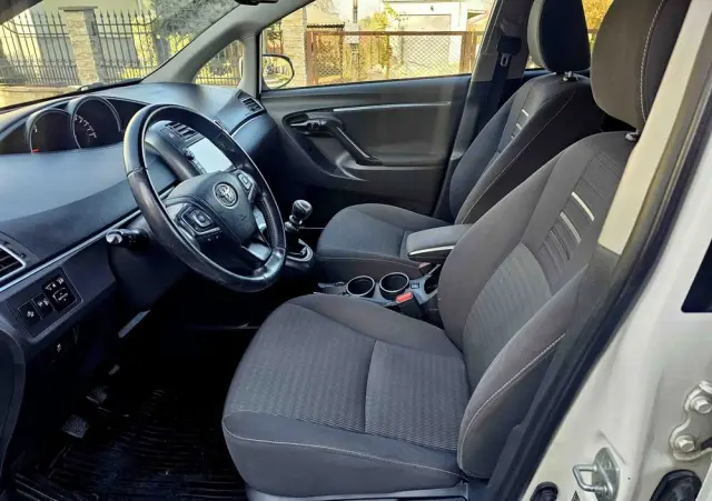 TOYOTA Verso 1.8 7-Sitzer Life