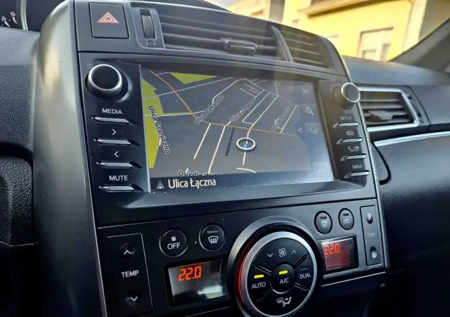 TOYOTA Verso 1.8 7-Sitzer Life