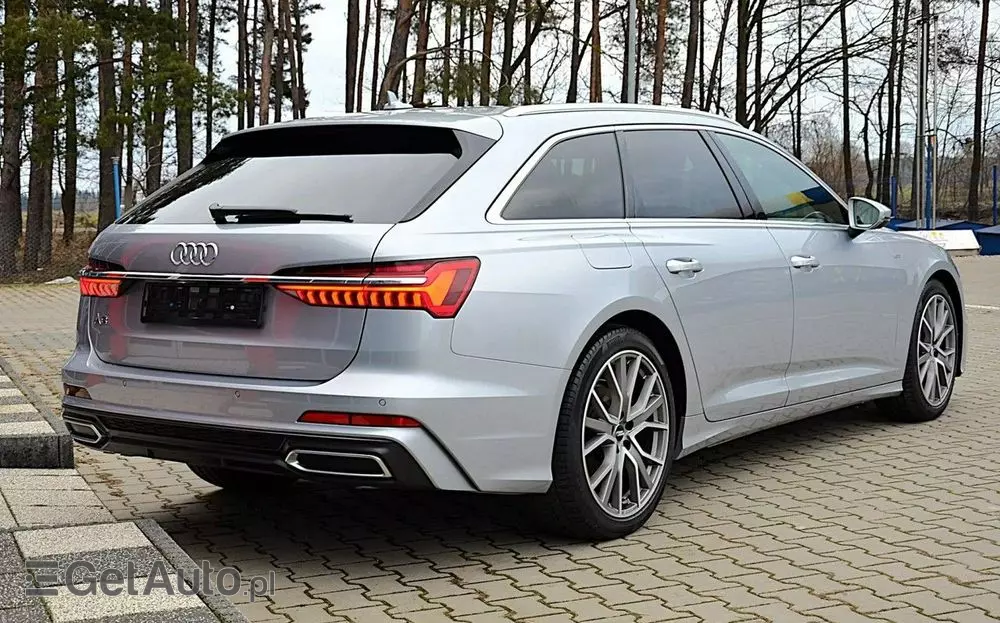 AUDI A6 Avant 40 TDI S tronic S line