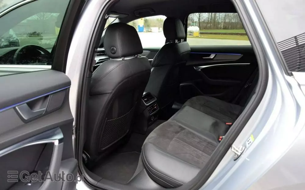 AUDI A6 Avant 40 TDI S tronic S line