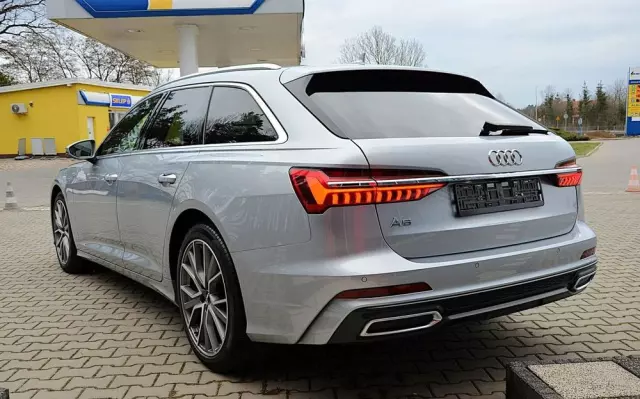 AUDI A6 Avant 40 TDI S tronic S line
