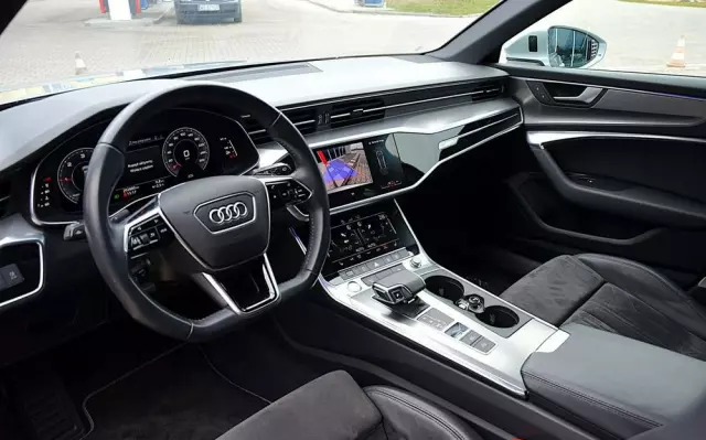 AUDI A6 Avant 40 TDI S tronic S line