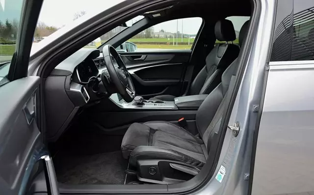 AUDI A6 Avant 40 TDI S tronic S line