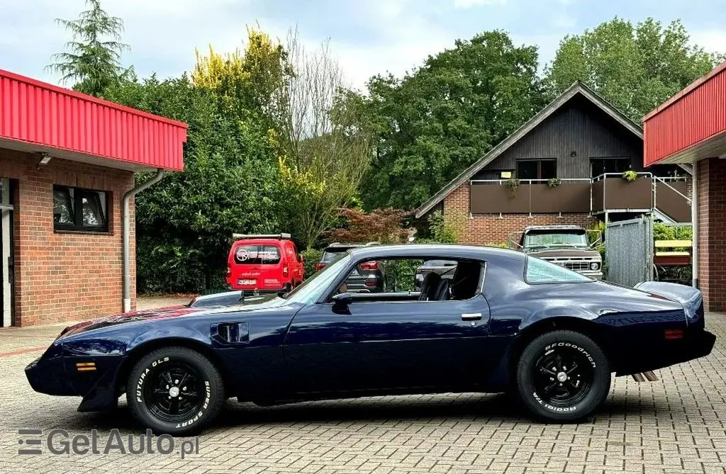 PONTIAC Firebird 