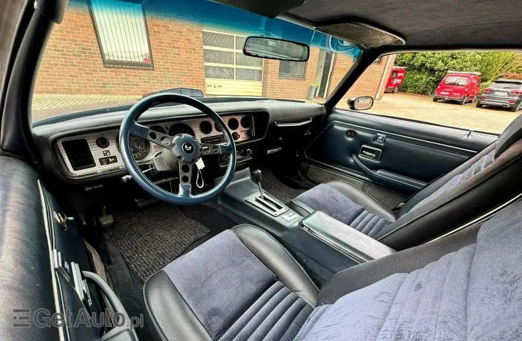 PONTIAC Firebird 