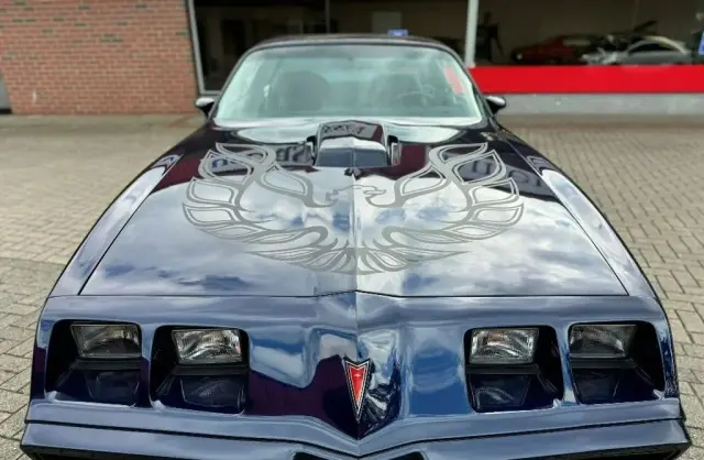 PONTIAC Firebird 