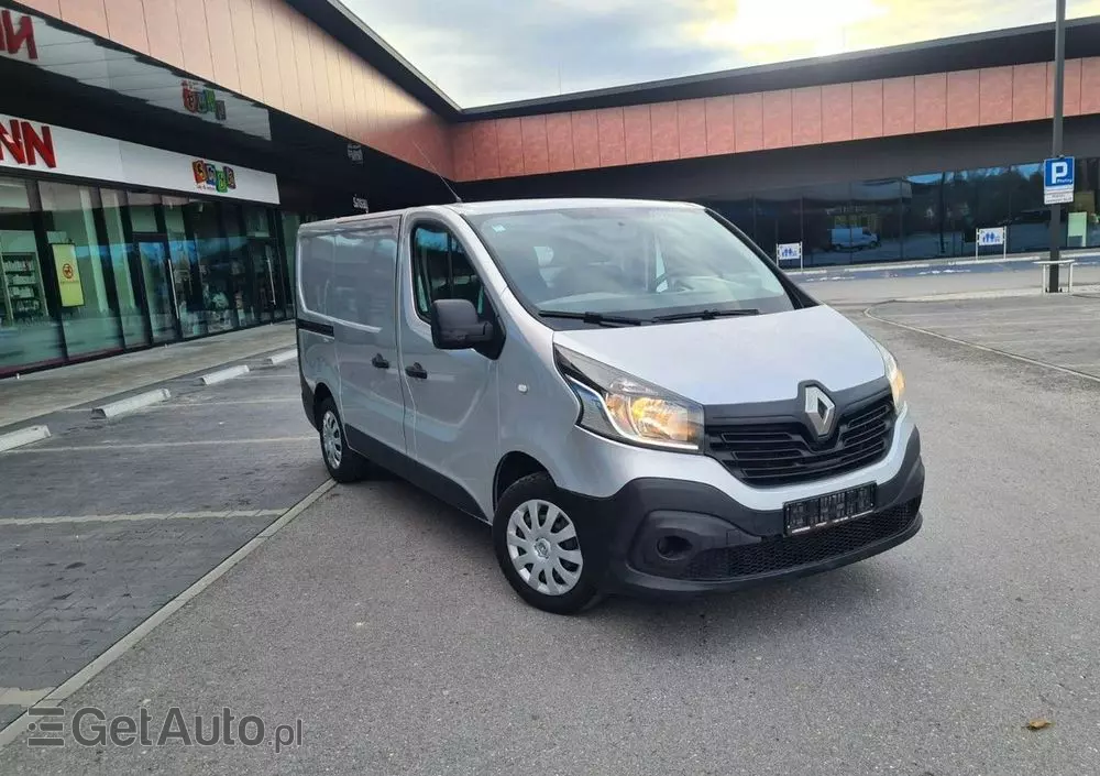 RENAULT Trafic 