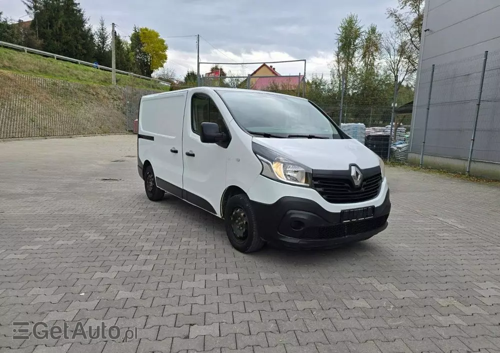 RENAULT Trafic 