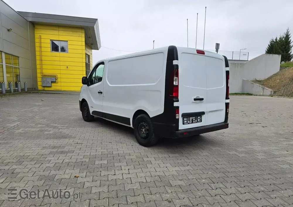 RENAULT Trafic 