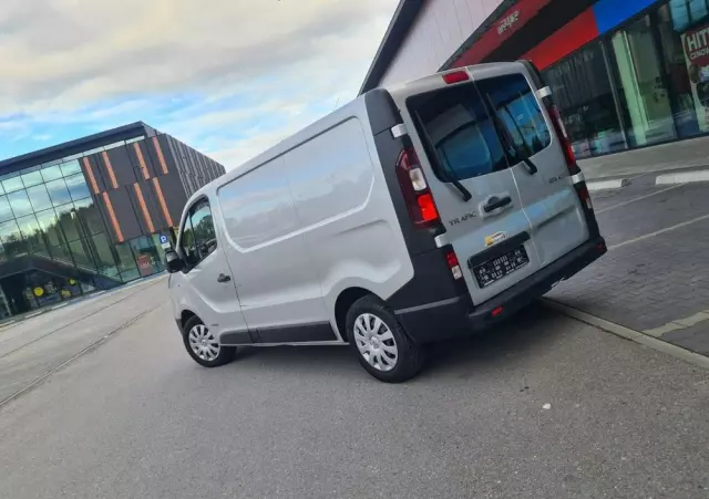 RENAULT Trafic 