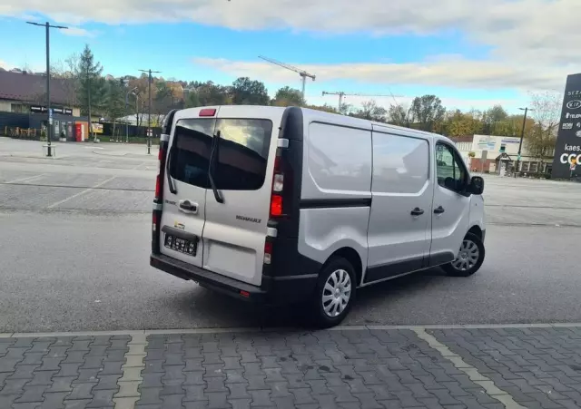 RENAULT Trafic 
