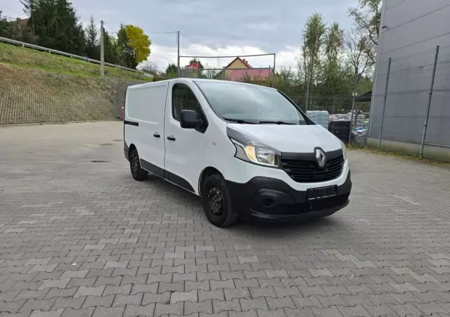 RENAULT Trafic 