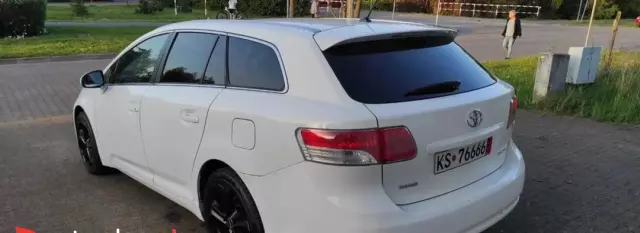 TOYOTA Avensis 