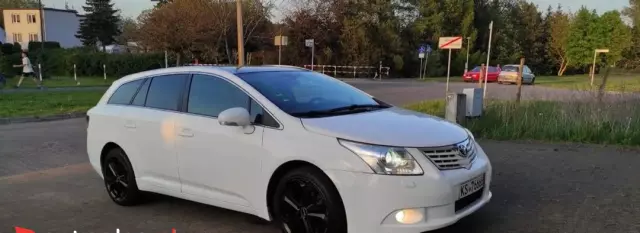 TOYOTA Avensis 