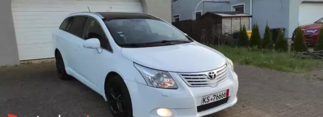 TOYOTA Avensis 
