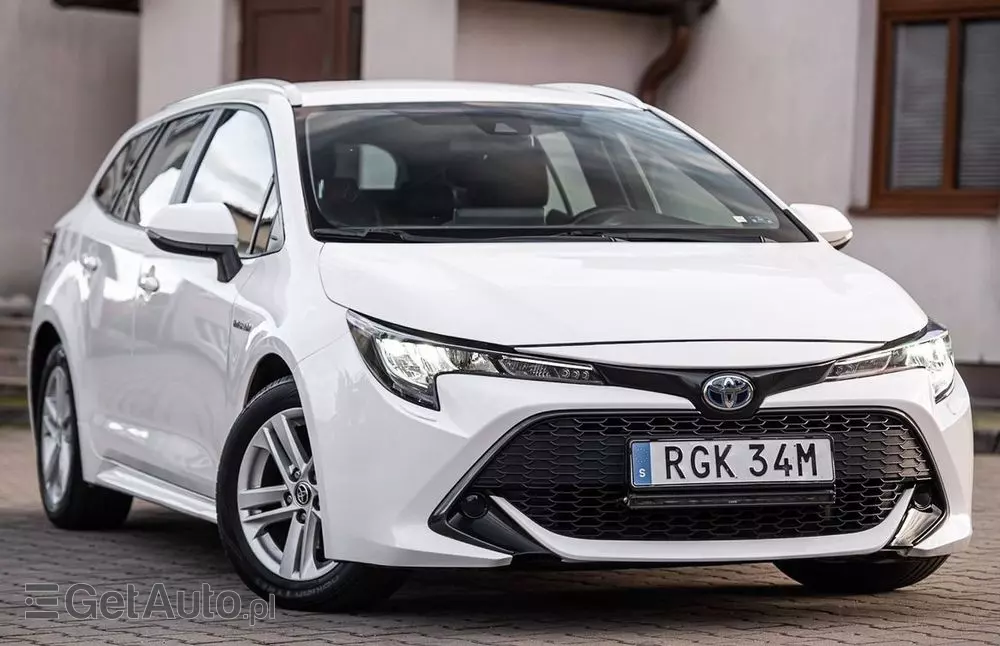 TOYOTA Corolla 1.8 Hybrid Touring Sports
