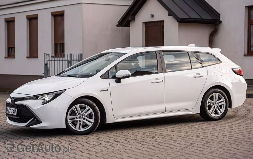 TOYOTA Corolla 1.8 Hybrid Touring Sports