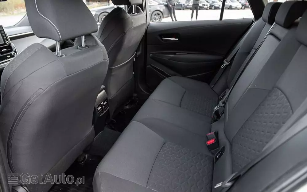 TOYOTA Corolla 1.8 Hybrid Touring Sports