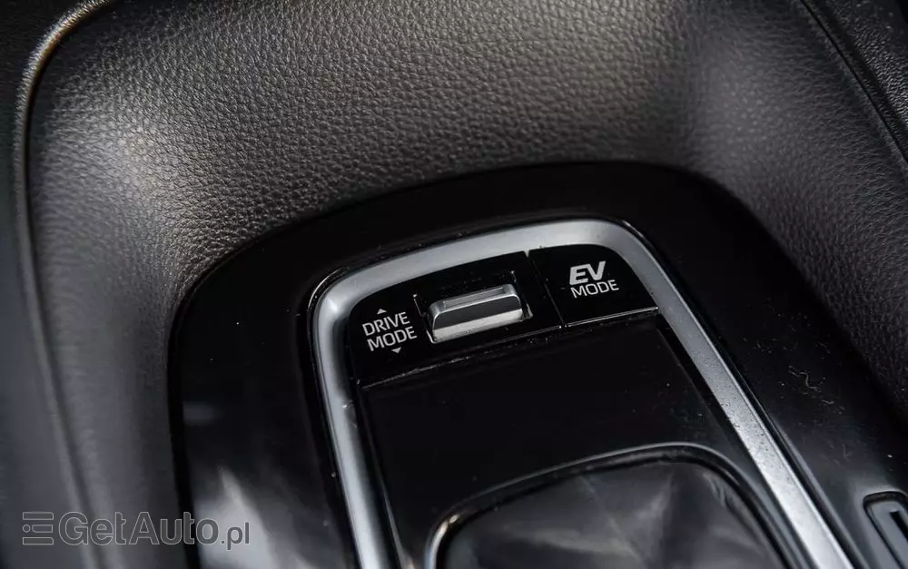 TOYOTA Corolla 1.8 Hybrid Touring Sports