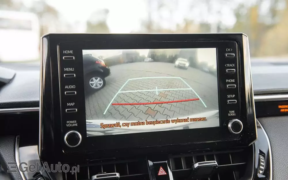 TOYOTA Corolla 1.8 Hybrid Touring Sports