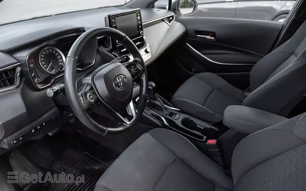 TOYOTA Corolla 1.8 Hybrid Touring Sports
