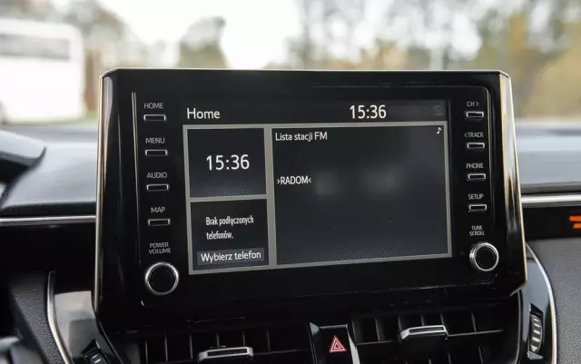 TOYOTA Corolla 1.8 Hybrid Touring Sports