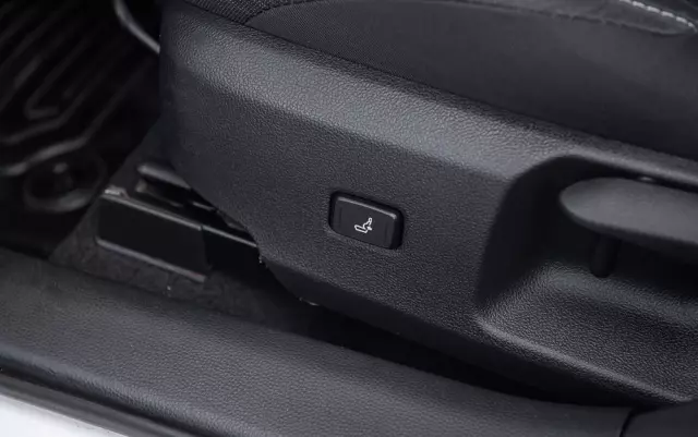 TOYOTA Corolla 1.8 Hybrid Touring Sports