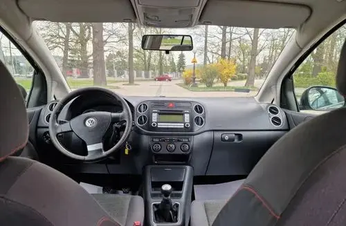 VOLKSWAGEN Golf Plus 