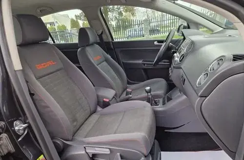 VOLKSWAGEN Golf Plus 