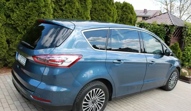 FORD S-MAX 