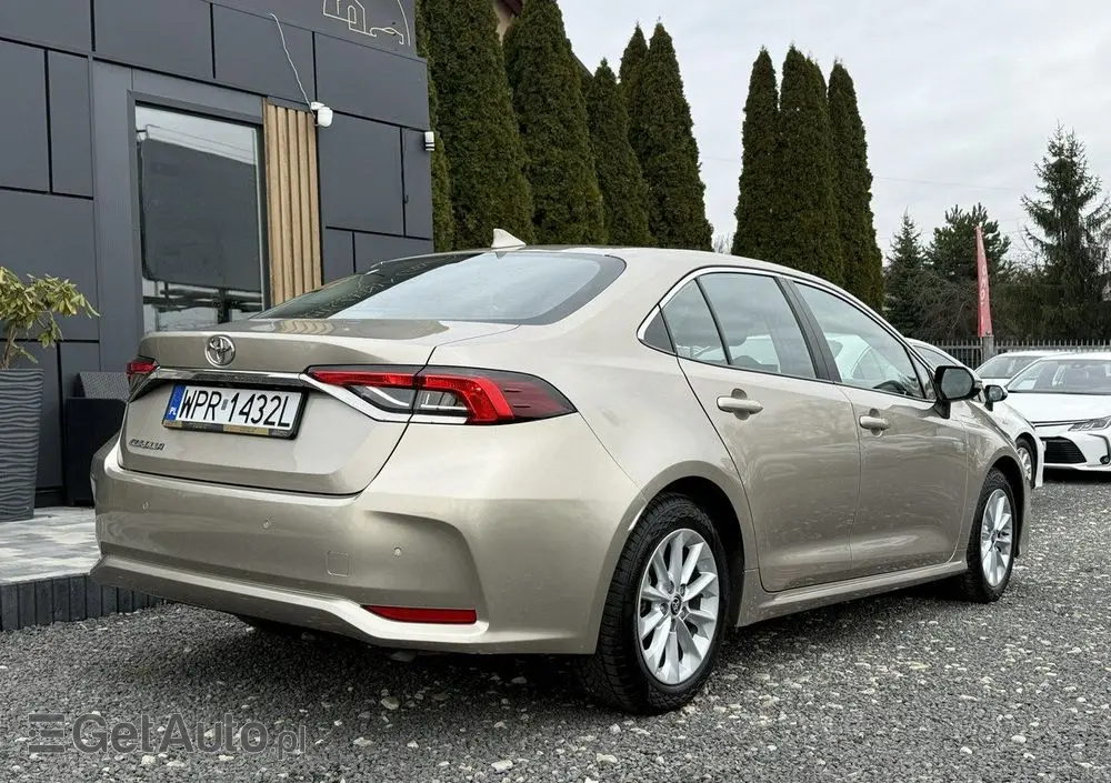 TOYOTA Corolla 1.5 Comfort