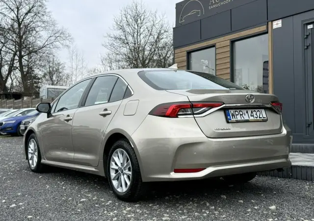TOYOTA Corolla 1.5 Comfort