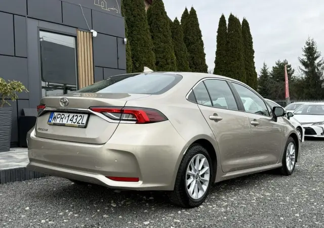 TOYOTA Corolla 1.5 Comfort