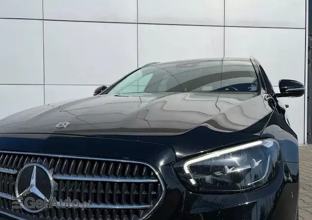 MERCEDES-BENZ Klasa E 300 de Avantgarde
