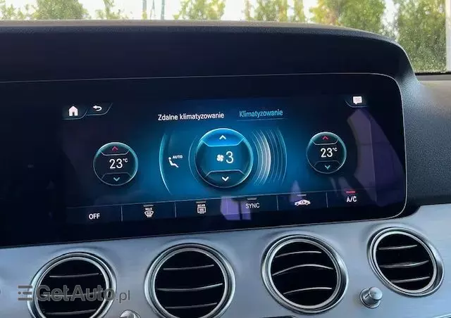 MERCEDES-BENZ Klasa E 300 de Avantgarde