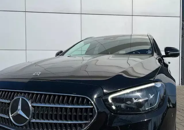 MERCEDES-BENZ Klasa E 300 de Avantgarde
